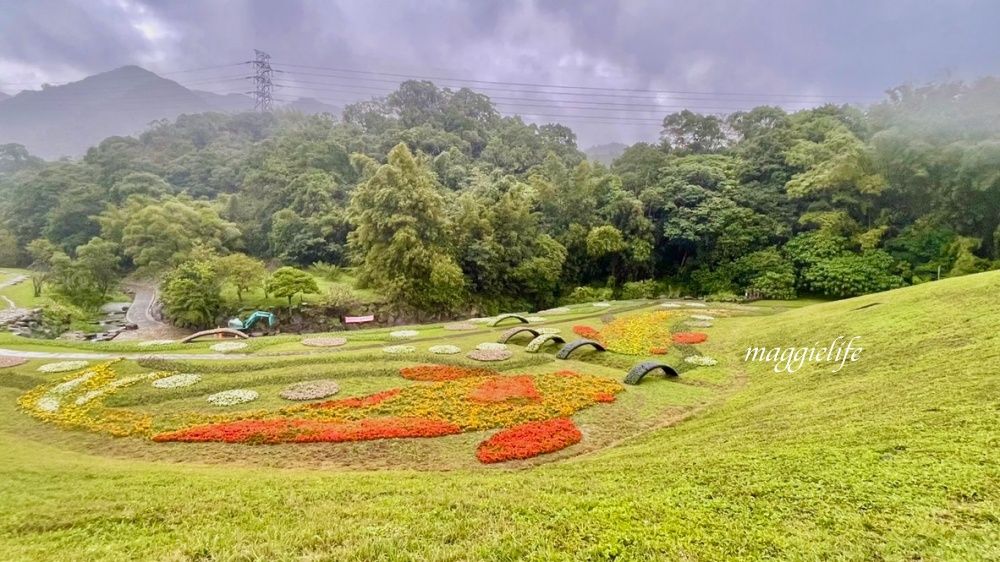 台北內湖一日遊｜內湖大溝溪親水公園步道花海已經開始了，免費景點，放假親子踏青郊遊野餐，可賞蝶，內湖縱走！ @瑪姬幸福過日子