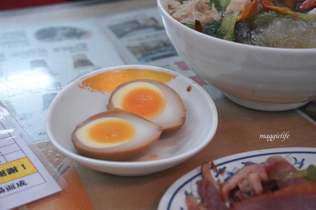 礁溪必吃美食，玉仁八寶冬粉，滿滿的基隆夜市口感，小菜超級好吃一定要點！！台灣小吃百大名店！ @瑪姬幸福過日子