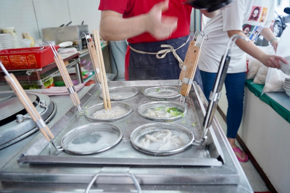 【內湖美食】大佳牛雜湯牛肉麵，內湖社團大推到爆炸的在地人美食，牛雜好吃到會噴淚！ @瑪姬幸福過日子