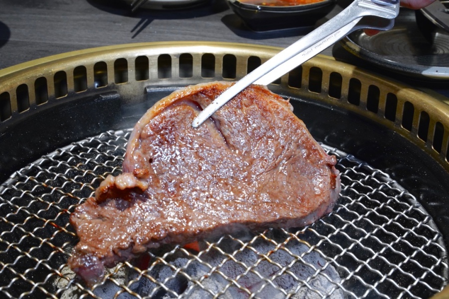 花蓮美食｜將門燒肉，花蓮必吃，在地人4.7顆星推薦超人氣燒肉，A5和牛伊比利豬，生食級天使蝦，好吃到噴淚！ @瑪姬幸福過日子