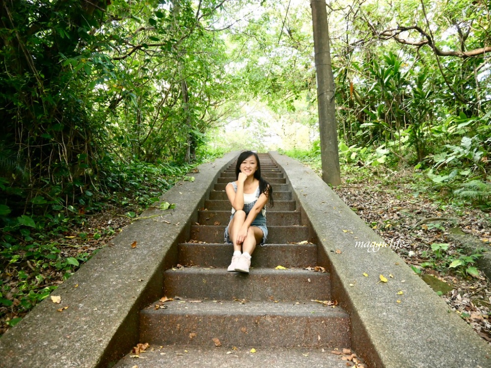 基隆景點｜容軒步道基隆觀景秘境，5分鐘攻頂，就有360度無敵海景夕陽景觀，看日出也超美，順遊台鐵海科館站｜北火宿舍 @瑪姬幸福過日子