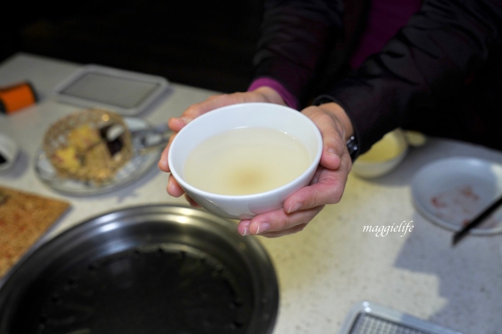 松山小巨蛋美食｜四時輕燒肉概念屋，台北最強健康環保森林系燒肉，爆炸好吃，全程桌邊服務，CP值爆高！ @瑪姬幸福過日子