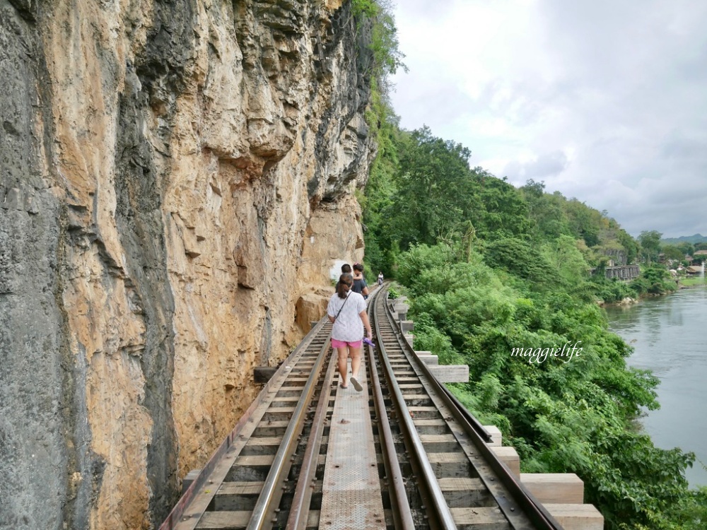 泰國旅遊｜北碧府熱門景點一日遊死亡鐵路 &#038; 桂河大橋，泰國必遊IG打卡景點 @瑪姬幸福過日子