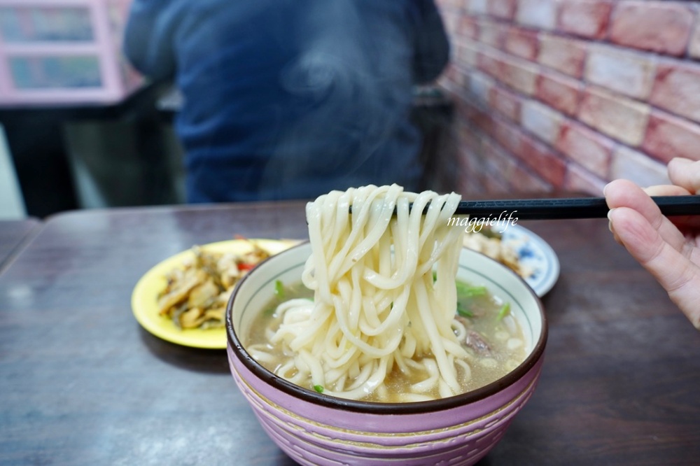 台北｜金華街廖家牛肉麵，米其林必比登推薦牛肉麵，清燉牛肉湯喝完唇齒留香超推薦，東門站 @瑪姬幸福過日子