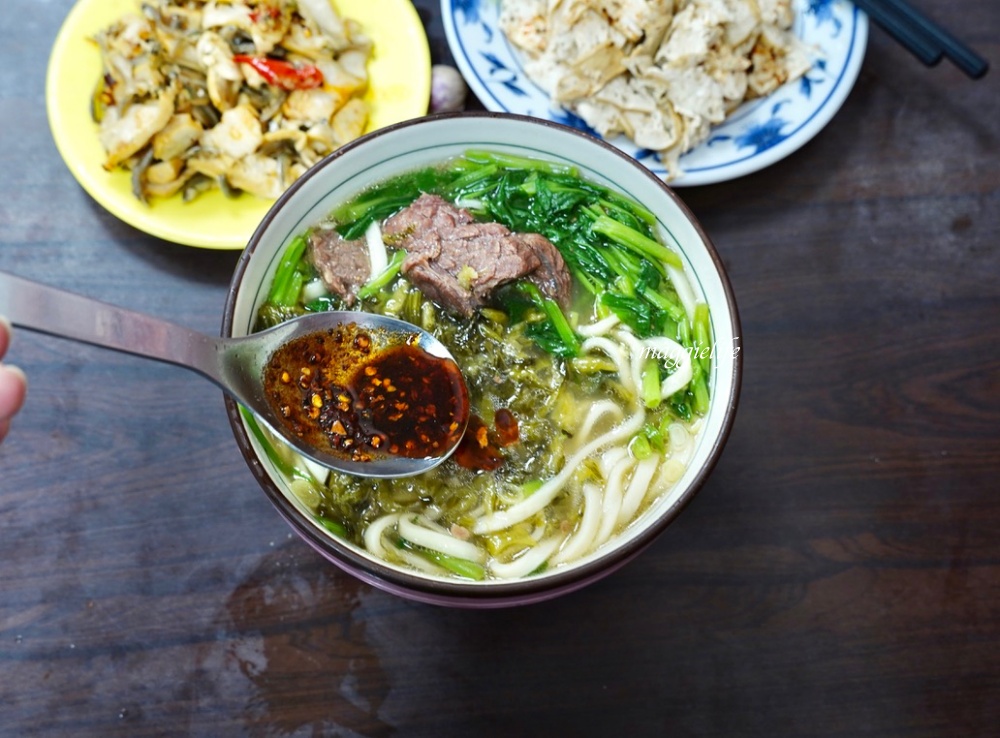 台北｜金華街廖家牛肉麵，米其林必比登推薦牛肉麵，清燉牛肉湯喝完唇齒留香超推薦，東門站 @瑪姬幸福過日子