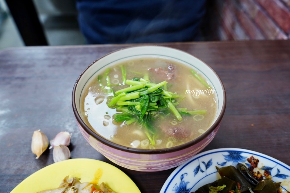 台北｜金華街廖家牛肉麵，米其林必比登推薦牛肉麵，清燉牛肉湯喝完唇齒留香超推薦，東門站 @瑪姬幸福過日子