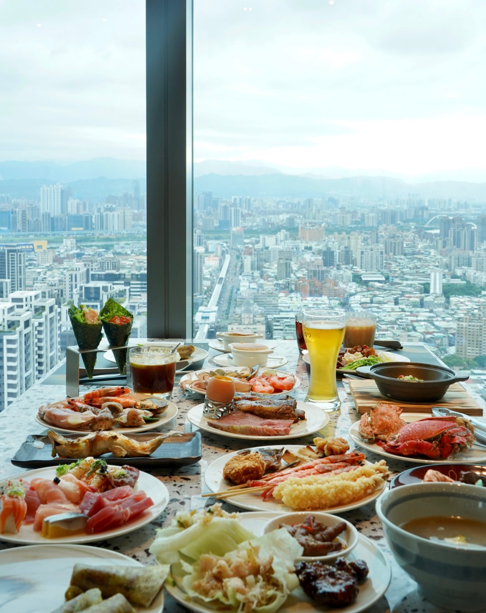 饗饗新莊店自助餐吃到飽超人氣Buffet，8大區必吃菜色直接曝光，進駐宏匯i-Tower39樓，新北最美景觀餐廳 @瑪姬幸福過日子