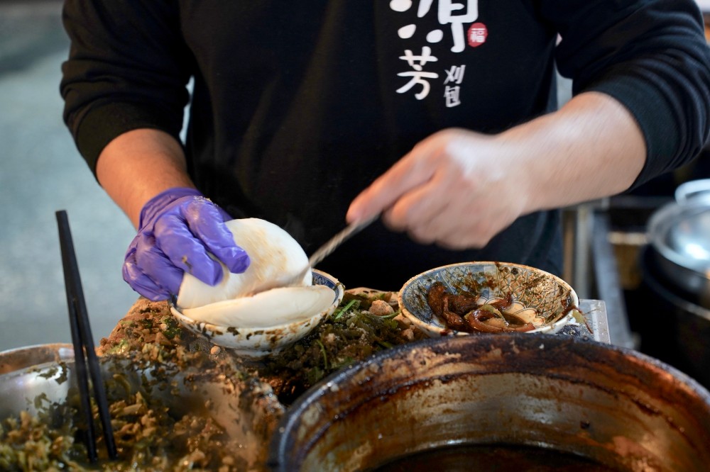 源芳刈包｜超強米其林美食，就在萬華華西街夜市 @瑪姬幸福過日子