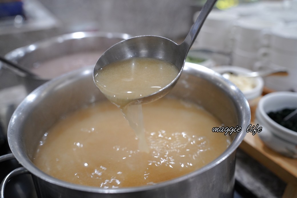 高雄福華大飯店早餐吃到飽，五星級高雄福華麗香苑自助早餐吃到飽，早餐就有海根達斯，直接吃3.5個小時（菜單） @瑪姬幸福過日子