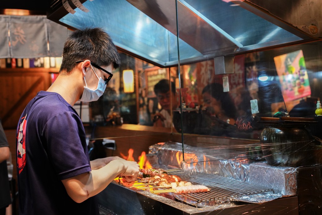 板橋美食｜炭吉郎居酒屋平價又好吃，板橋超人氣居酒屋，一定要先訂位！ @瑪姬幸福過日子