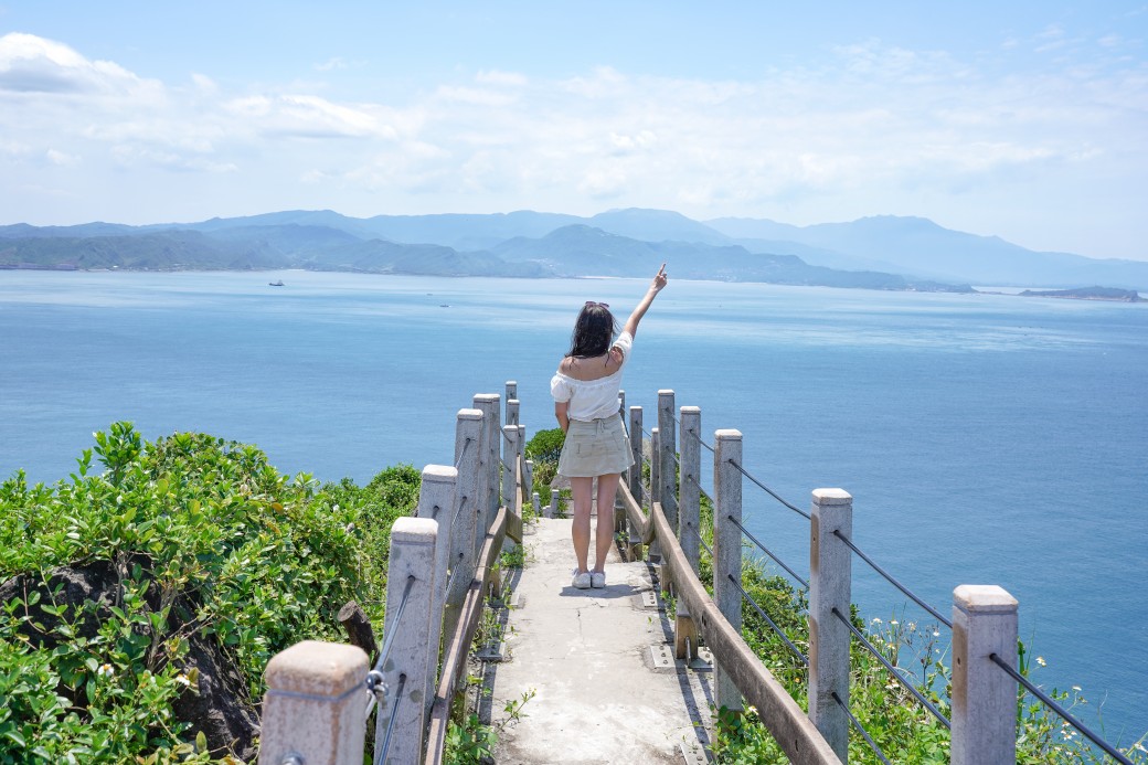 2024基隆嶼登島攻略，船家資訊預約申請一次告訴你，繞島攻頂燈塔一日遊，全台最美環島島嶼步道！ @瑪姬幸福過日子