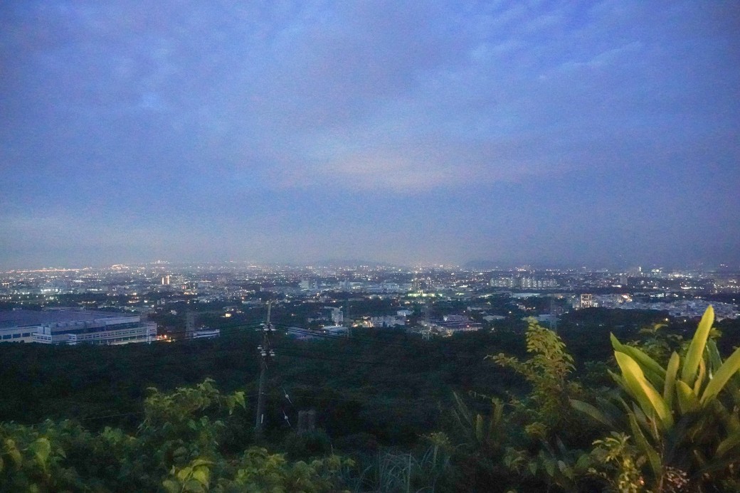 貓禾景觀咖啡｜桃園乳姑山景觀餐廳，貓禾咖啡山上的玻璃泡泡屋夜景咖啡廳， 180度景觀遠眺101，百萬夜景超迷人，約會景點 @瑪姬幸福過日子