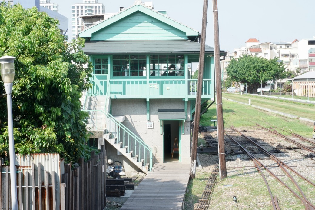 北號誌樓，高雄古蹟鐵道迷必遊，IG打卡景點，保存19世紀經典機械聯動裝置 @瑪姬幸福過日子