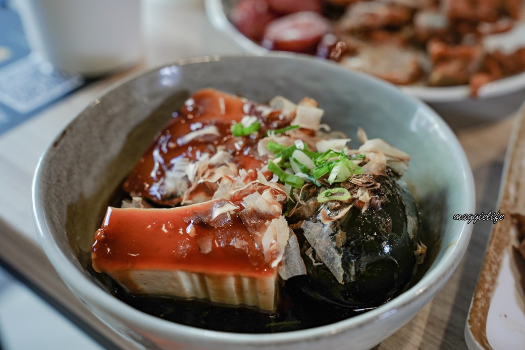 小巷子清燉牛肉麵台北四平店，松江南京美食台北牛肉麵推薦，湯頭清甜很厲害，滷味必點 @瑪姬幸福過日子