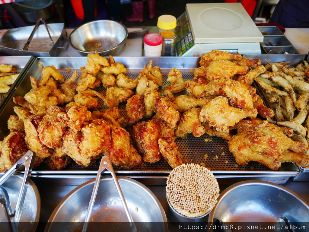板橋奇郁炸雞，華江黃昏市場排隊美食（外帶） @瑪姬幸福過日子
