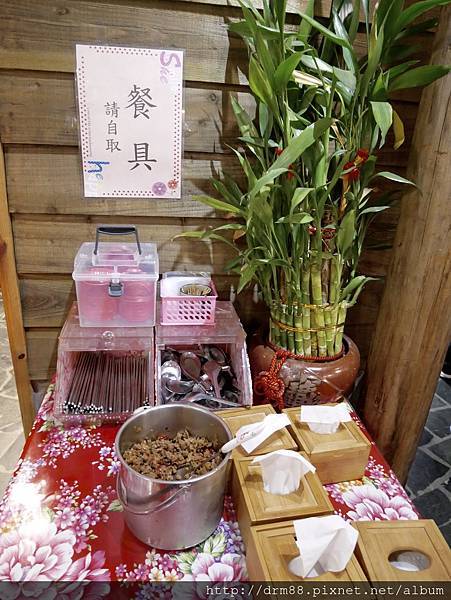 台生飲食亭,復古懷舊主題餐廳,古早味排骨飯,上班族小資美食,台北車站美食,北門美食＠瑪姬幸福過日子 @瑪姬幸福過日子