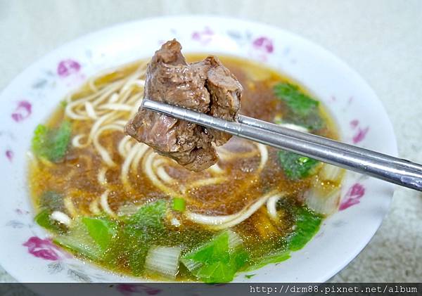 新竹南寮/東大路掲家牛肉麵/眷村風味牛肉麵，新竹在地小吃，有爸爸的味道。 @瑪姬幸福過日子