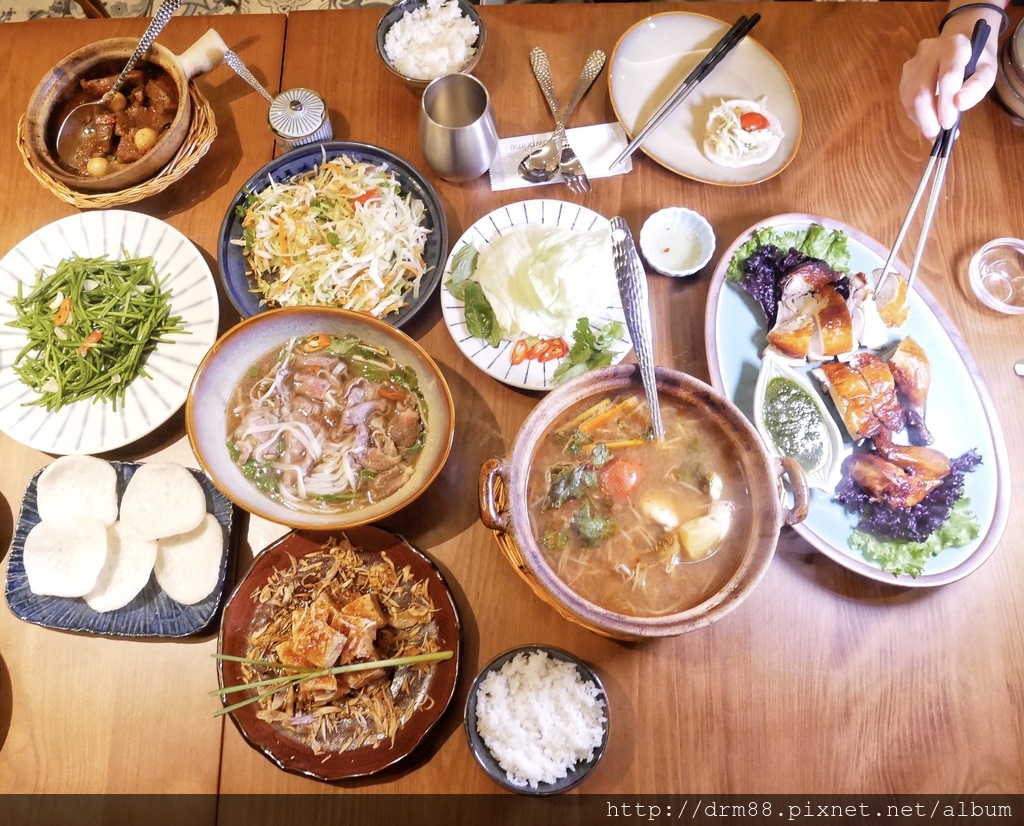 【台北東區美食】忠孝復興站美食推薦,懶人包,餐酒館,餐廳,火鍋,早餐總整理,捷運藍線板南線美食＠瑪姬幸福過日子 @瑪姬幸福過日子