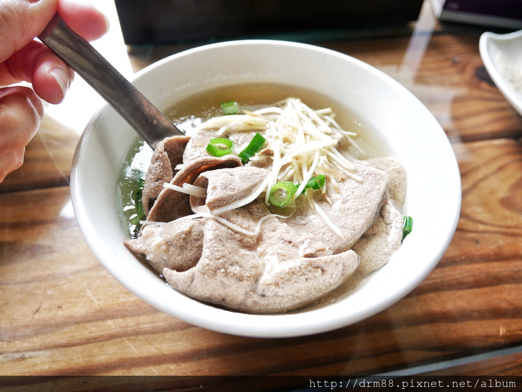 鄞家小館,台視旁巷弄美食,好吃的虱目魚肚,豬肝湯,平價好吃,台北東區美食＠瑪姬幸福過日子 @瑪姬幸福過日子