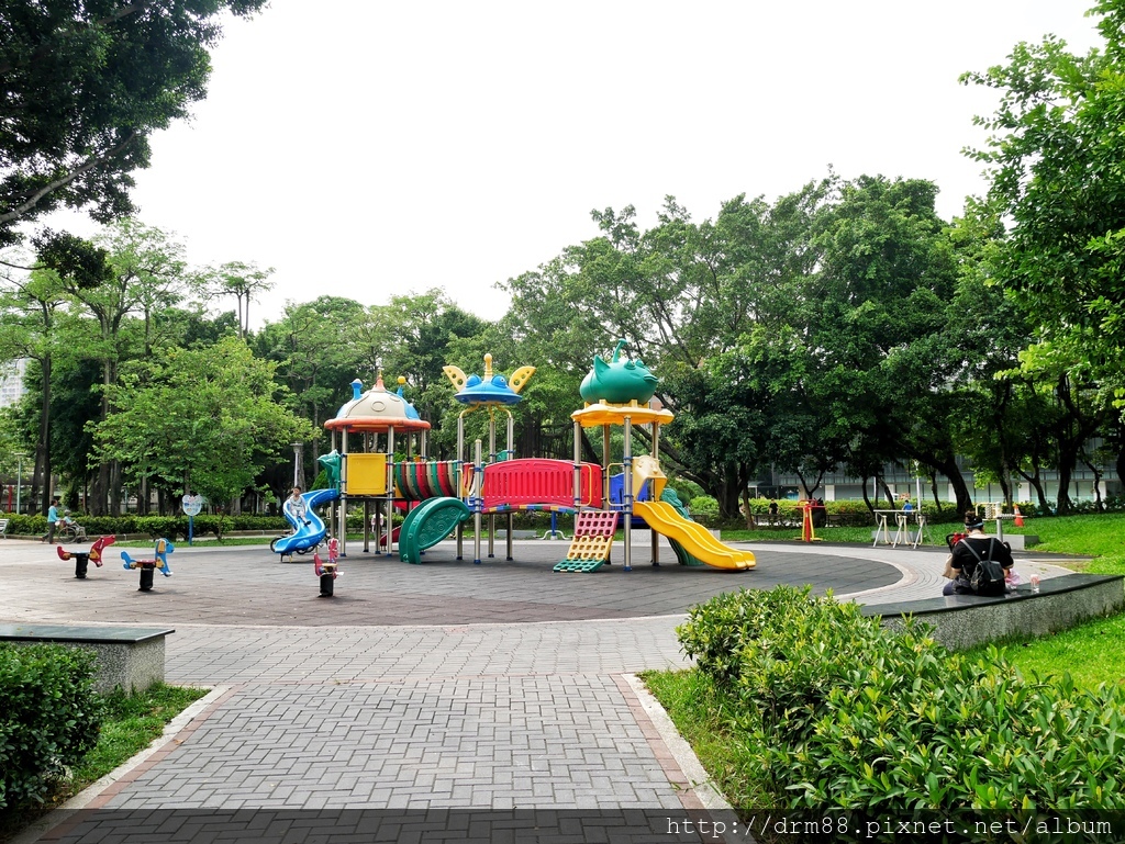 板橋石雕公園,江子翠站公園，板橋免費景點＠瑪姬幸福過日子 @瑪姬幸福過日子