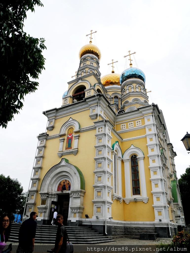 【俄羅斯海參崴旅遊】海蔘崴大教堂,Cathedral of the Intercession,圓頂的美麗教堂,海參崴自由行攻略＠瑪姬幸福過日子 @瑪姬幸福過日子