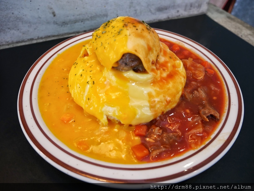 陸角Omurice日式蛋包飯,多種口味選擇,雙醬蛋包飯,台北六張犁美食,菜單＠瑪姬幸福過日子 @瑪姬幸福過日子