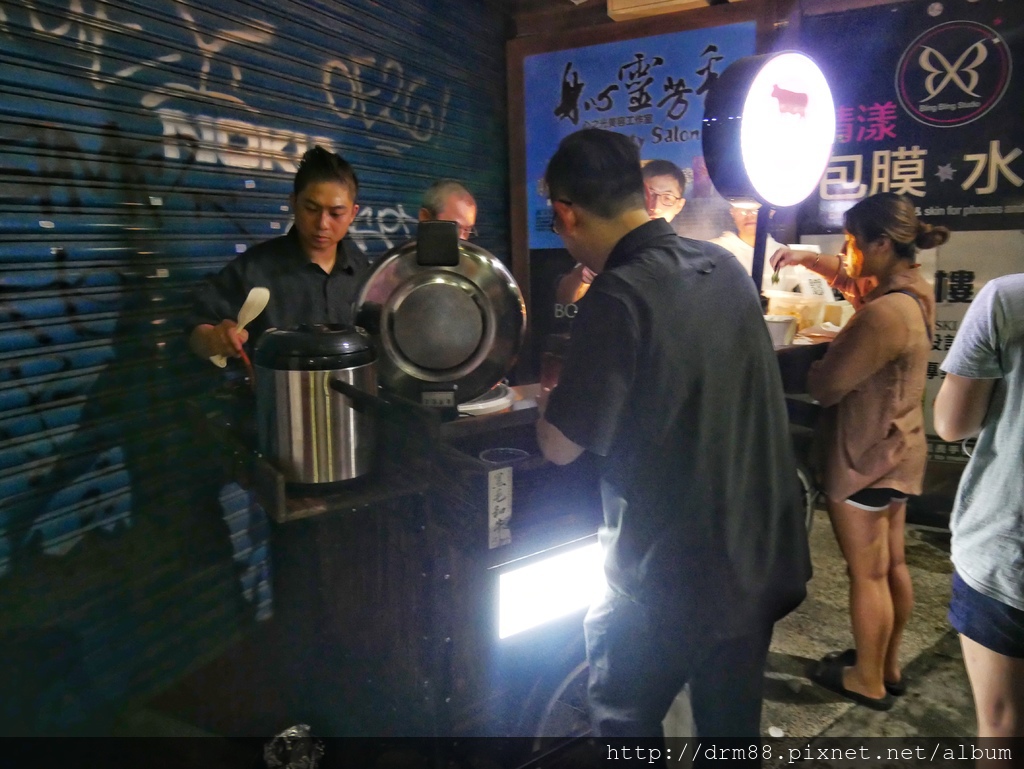 蘭笑軒-深夜和牛滷肉飯,台北午夜幽靈餐車 ,東區宵夜,100元吃和牛,台北東區美食,忠孝復興宵夜＠瑪姬幸福過日子 @瑪姬幸福過日子