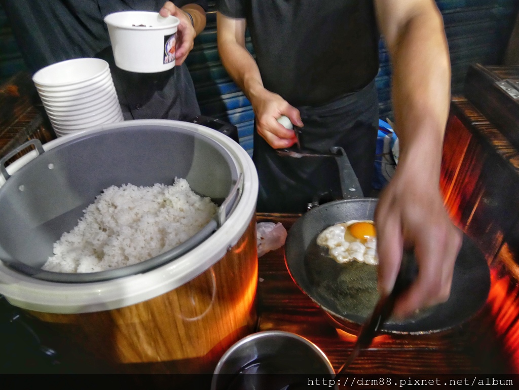 蘭笑軒-深夜和牛滷肉飯,台北午夜幽靈餐車 ,東區宵夜,100元吃和牛,台北東區美食,忠孝復興宵夜＠瑪姬幸福過日子 @瑪姬幸福過日子