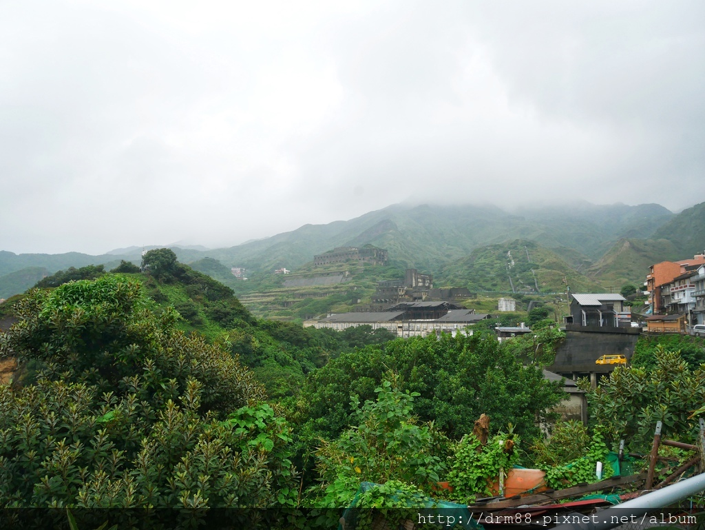 新北瑞芳景點｜金瓜石三大IG打卡熱點,水湳洞陰陽海,十三行遺址,金瓜石黃金瀑布,免費景點＠瑪姬幸福過日子 @瑪姬幸福過日子