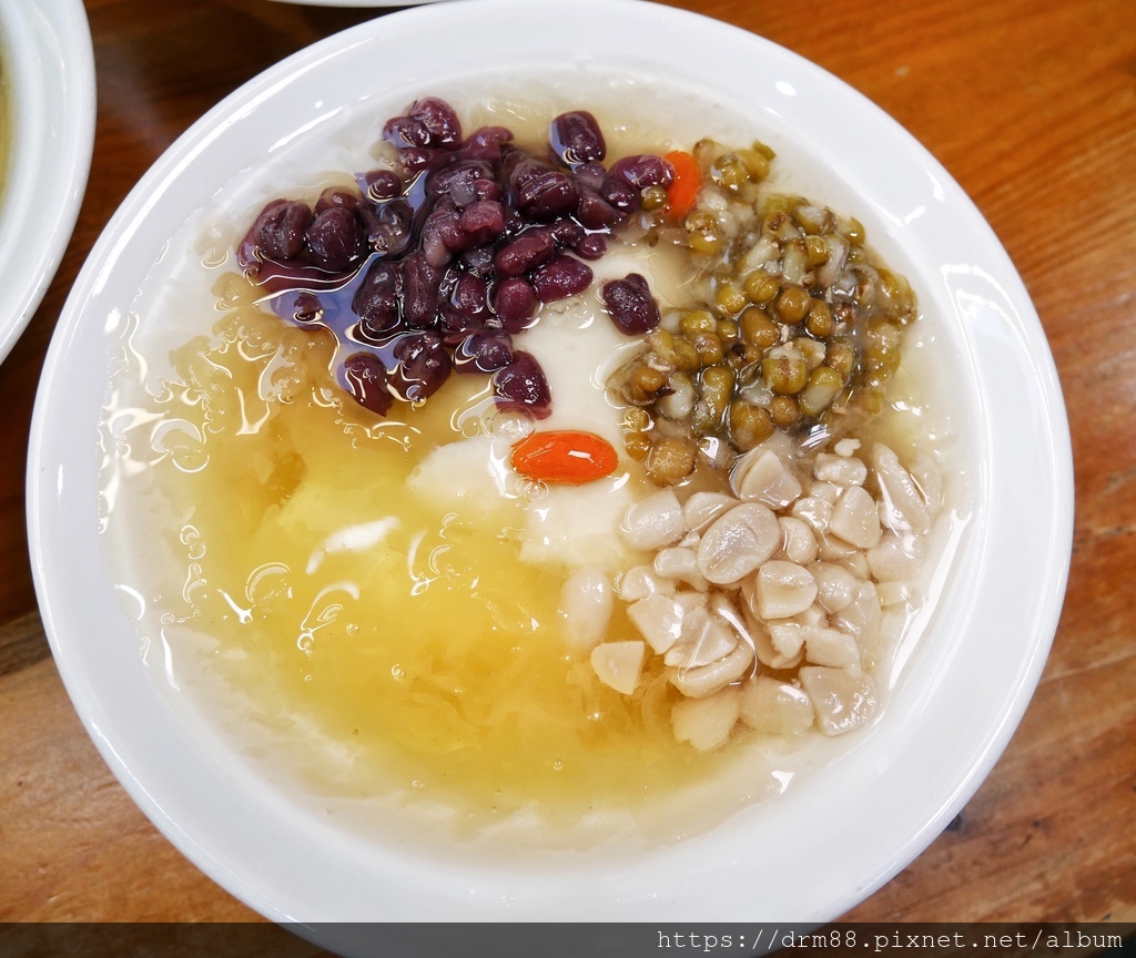 【嘉義美食】品安豆花,嘉義必吃在地人推薦,超紅人氣豆花店,檸檬豆花,燕麥豆漿,菜單,隱藏版美食＠瑪姬幸福過日子 @瑪姬幸福過日子