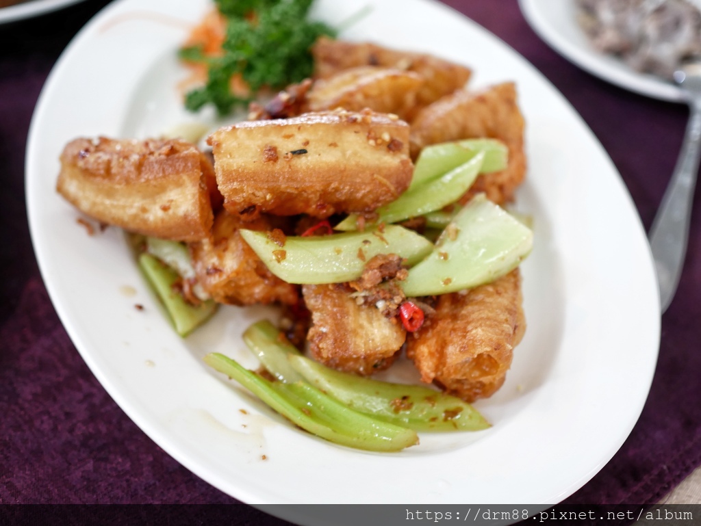 新華港式菜館,小巨蛋站港式料理,港式商業午餐,道地的港味,南京復興站,捷運綠線美食,菜單＠瑪姬幸福過日子 @瑪姬幸福過日子