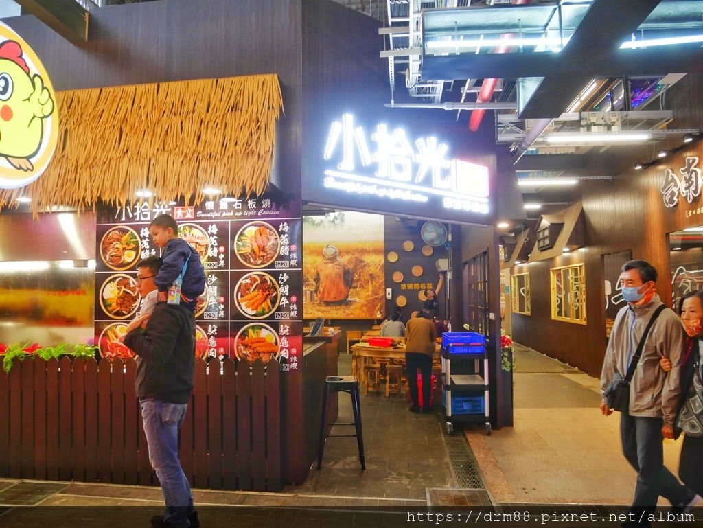 新北新店夜市『安和國際觀光夜市』,小吃美食,親子玩樂,扭蛋機,還有遮雨棚,時間,交通,停車,攤位,新北夜市＠瑪姬幸福過日子 @瑪姬幸福過日子