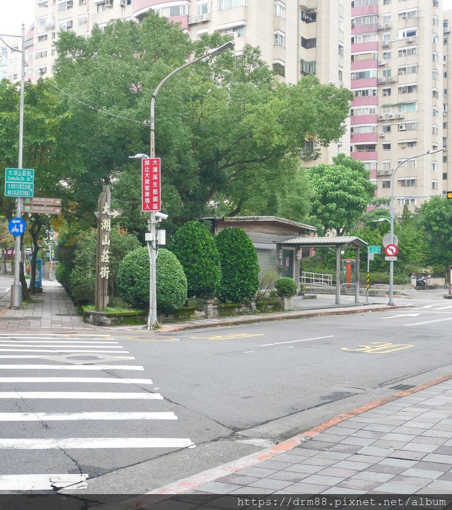 台北內湖一日遊｜內湖大溝溪親水公園步道花海已經開始了，免費景點，放假親子踏青郊遊野餐，可賞蝶，內湖縱走！ @瑪姬幸福過日子