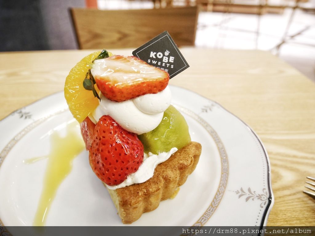 【微風南山美食】 Kobe sweets café台灣首店,微風南山atré 3樓,必吃甜點推薦,菜單,信義區市政府站,象山站美食＠瑪姬幸福過日子 @瑪姬幸福過日子