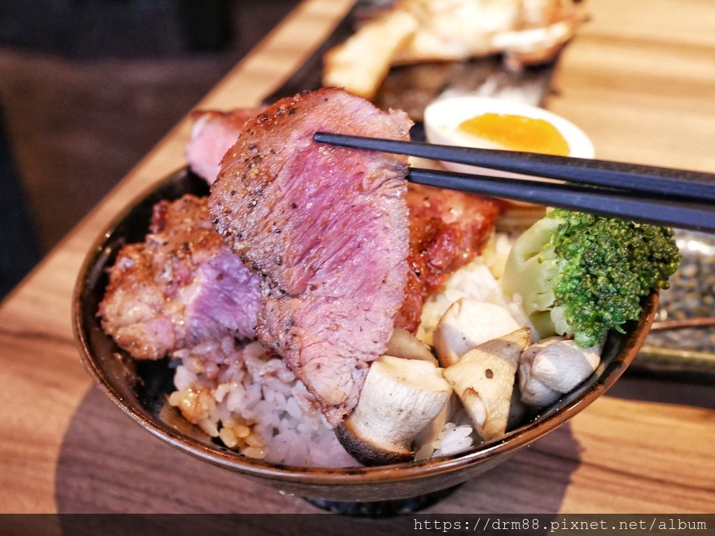 【微風南山美食】大河屋燒肉丼串燒,CP值高,微風南山五樓,米塔集團,日式燒肉,市政府站,菜單＠瑪姬幸福過日子 @瑪姬幸福過日子