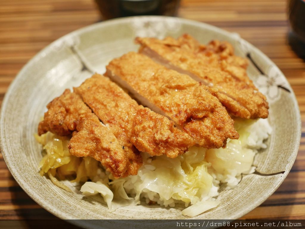 台北西門美食,一級排骨飯,內行人才知道的西門巷弄排骨飯,西門最好吃的排骨飯,附飲料,菜單＠瑪姬幸福過日子 @瑪姬幸福過日子