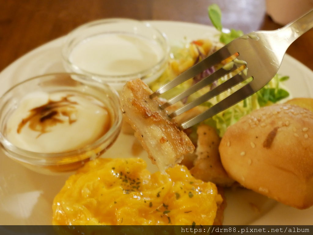 板橋江子翠早午餐,奈野咖啡早午餐Naiye Cafe,CP值超高,在鳥巢吃早餐超有創意,菜單＠瑪姬幸福過日子 @瑪姬幸福過日子