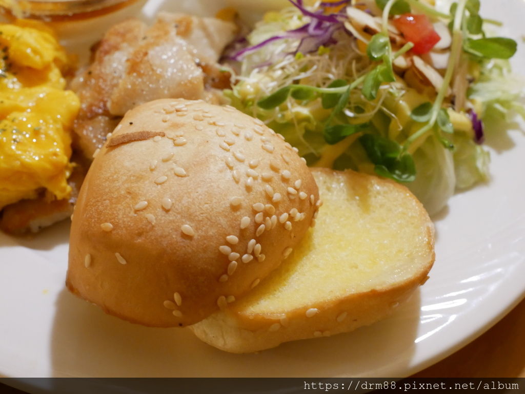 板橋江子翠早午餐,奈野咖啡早午餐Naiye Cafe,CP值超高,在鳥巢吃早餐超有創意,菜單＠瑪姬幸福過日子 @瑪姬幸福過日子