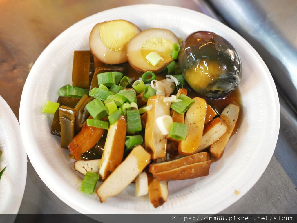 饒河街夜市必吃美食,紅燒牛肉麵牛雜湯,米其林必比登推薦 ,松山捷運站@瑪姬幸福過日子 @瑪姬幸福過日子