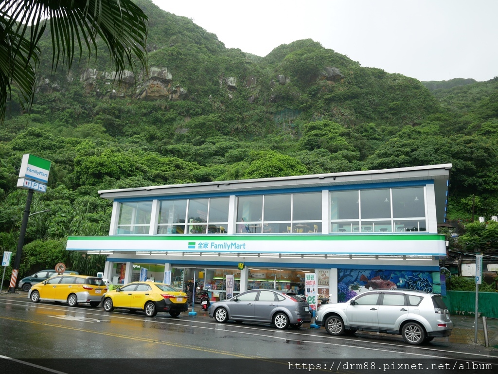 【基隆景點】基隆最美彩繪海洋風便利商店，全家基隆富港店，碧砂漁港旁，網美IG打卡熱點＠瑪姬幸福過日子 @瑪姬幸福過日子