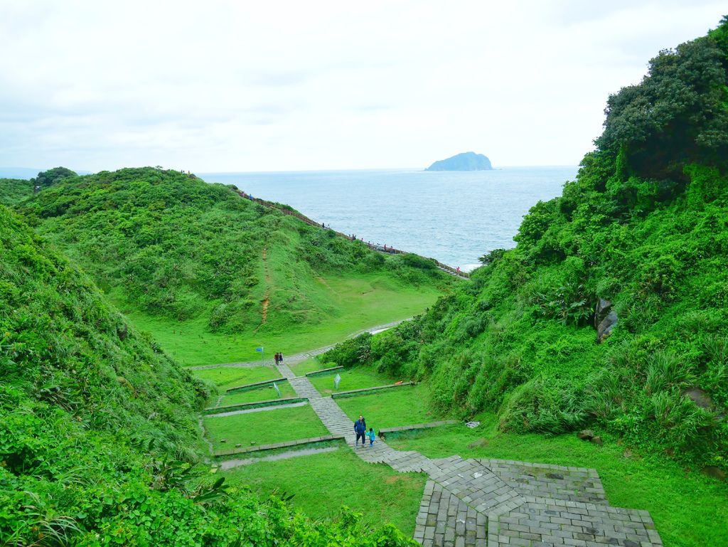 忘幽谷步道，夢幻一望無際藍海的夢幻步道 @瑪姬幸福過日子