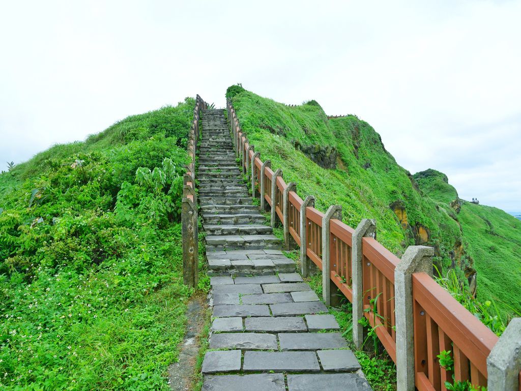 忘幽谷步道，夢幻一望無際藍海的夢幻步道 @瑪姬幸福過日子