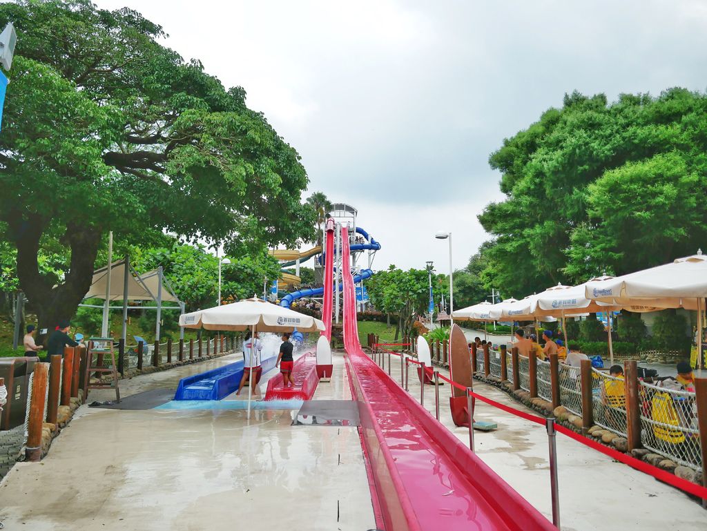 【台中 景點 】 台中麗寶樂園，遊樂設施，OUTLET，詳細介紹，馬拉灣水上樂園，探索樂園，門票優惠價＠瑪姬幸福過日子 @瑪姬幸福過日子