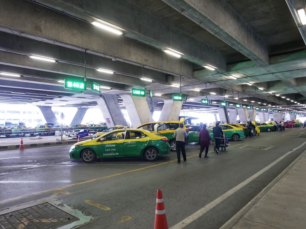 【泰國曼谷機場到市區交通】從泰國BKK蘇凡納布機場到市區，機場快線，計程車，公車，省錢攻略懶人包＠瑪姬幸福過日子 @瑪姬幸福過日子