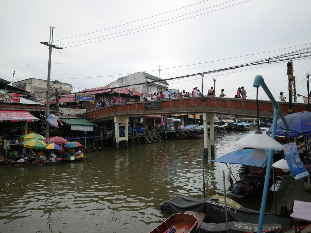 泰國｜安帕瓦水上市場，Amphawa Floating Market， 曼谷自由行必去景點，交通，螢火蟲時間 @瑪姬幸福過日子