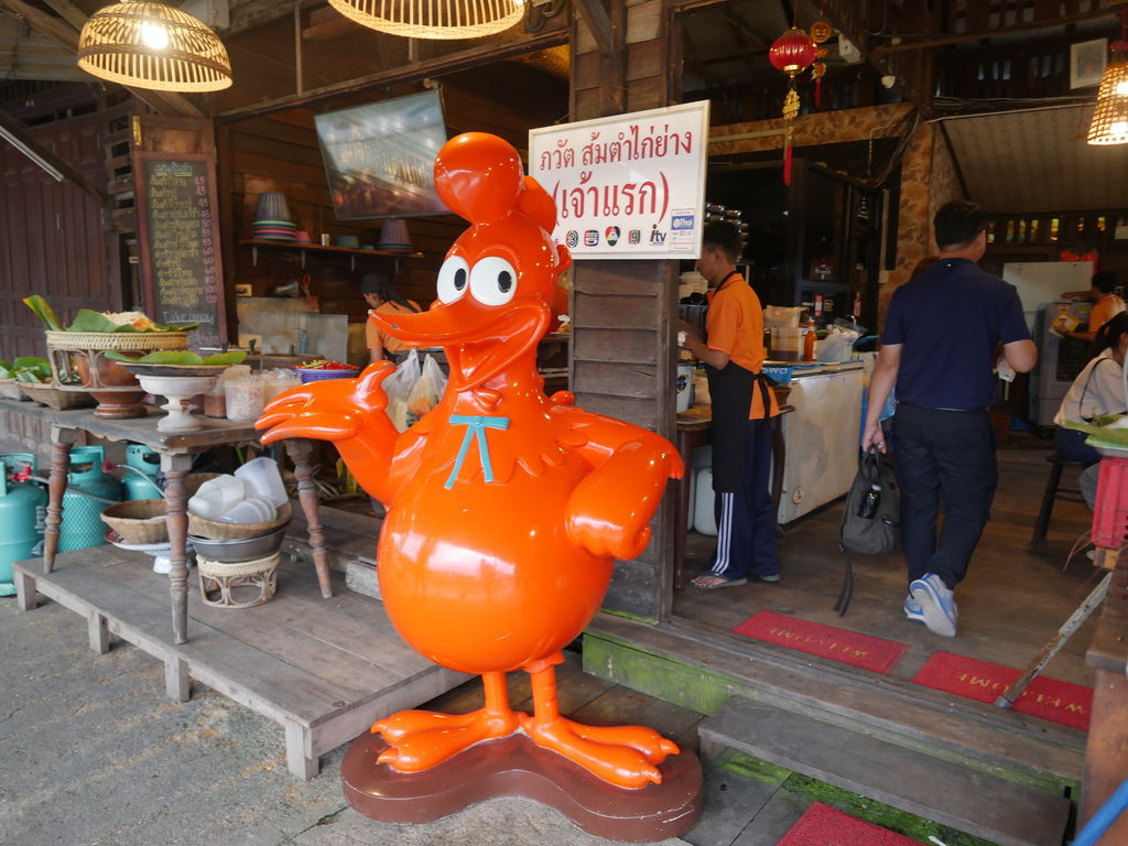 泰國｜安帕瓦水上市場，Amphawa Floating Market， 曼谷自由行必去景點，交通，螢火蟲時間 @瑪姬幸福過日子