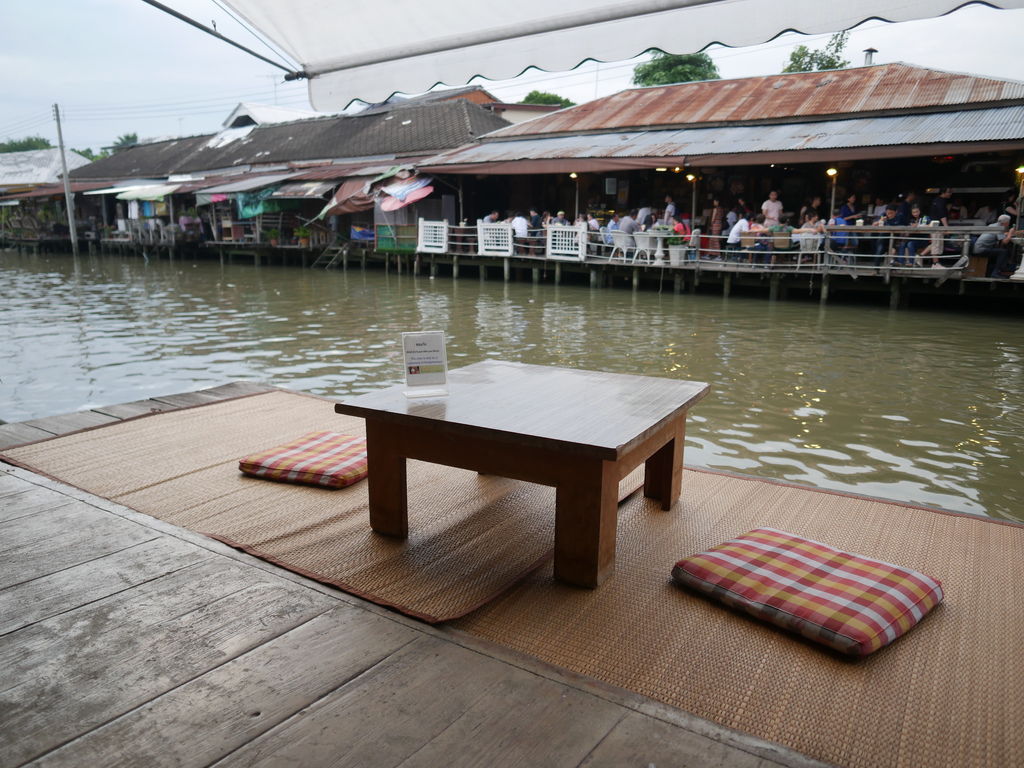 泰國｜安帕瓦水上市場，Amphawa Floating Market， 曼谷自由行必去景點，交通，螢火蟲時間 @瑪姬幸福過日子