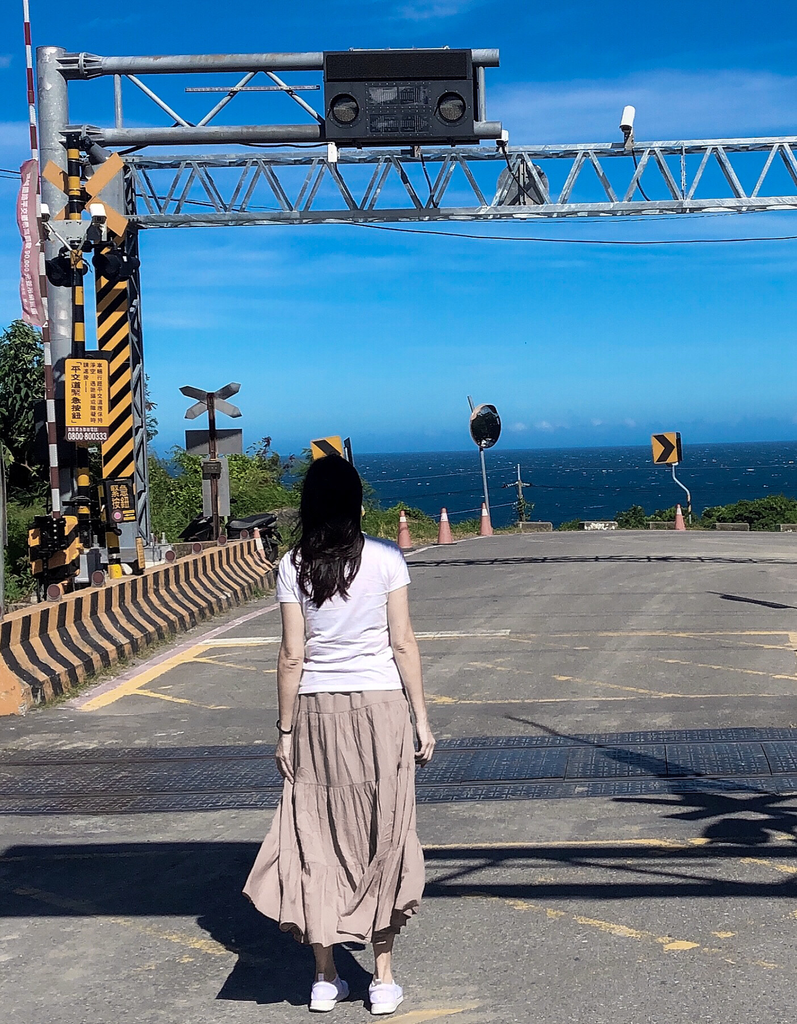 台東景點 ｜櫻木花道平交道，IG熱門超夯必拍景點，台版灌籃高手平交道場景再現，近太麻里車站，交通導航＠瑪姬幸福過日子 @瑪姬幸福過日子