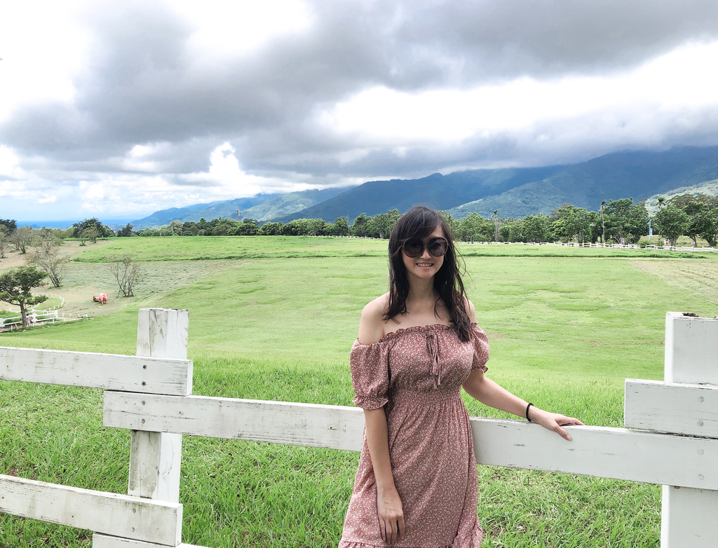 台東景點｜初鹿牧場，全台最大坡地牧場，餵羊吃草，騎馬，滑草，還有超級好吃的鮮奶，霜淇淋，台東親子景點 @瑪姬幸福過日子