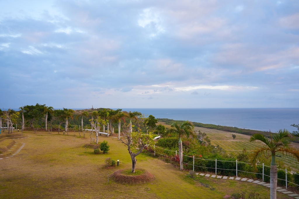 墾丁民宿|嵐翎白砂渡假莊園，世外桃源的無敵海景絕美景色，超級度假風民宿，夕陽星星日出，一次看個夠，一泊一食贈餐飲補助金！ @瑪姬幸福過日子